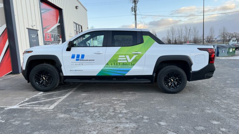 Choosing the Right Graphic Design for Your Duluth Fleet
